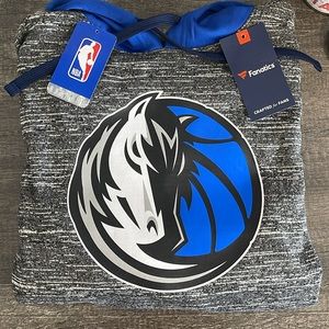 Dallas Mavericks Hoodie BRAND NEW WITH TAGS
